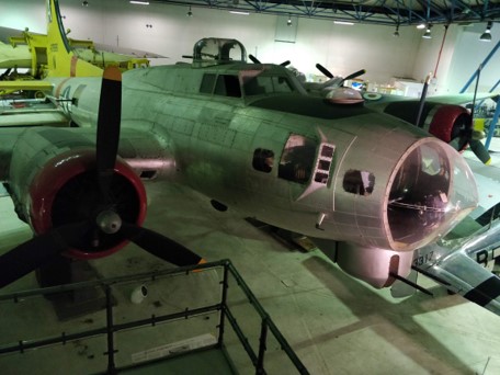 raf_visit_2_small.jpg raf_visit_2_small.jpg